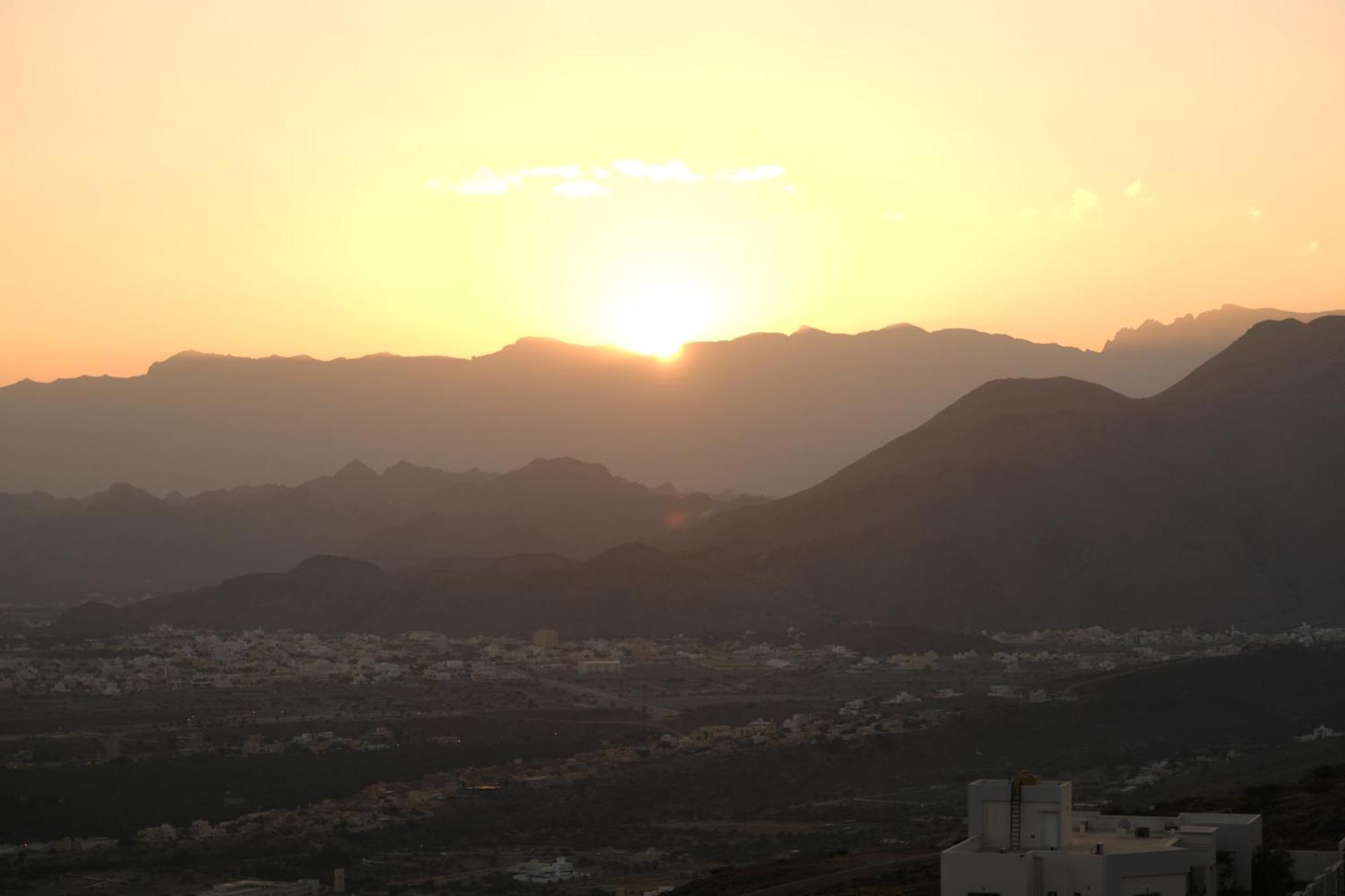 Sunset Sky Hotel Misfāh Buitenkant foto